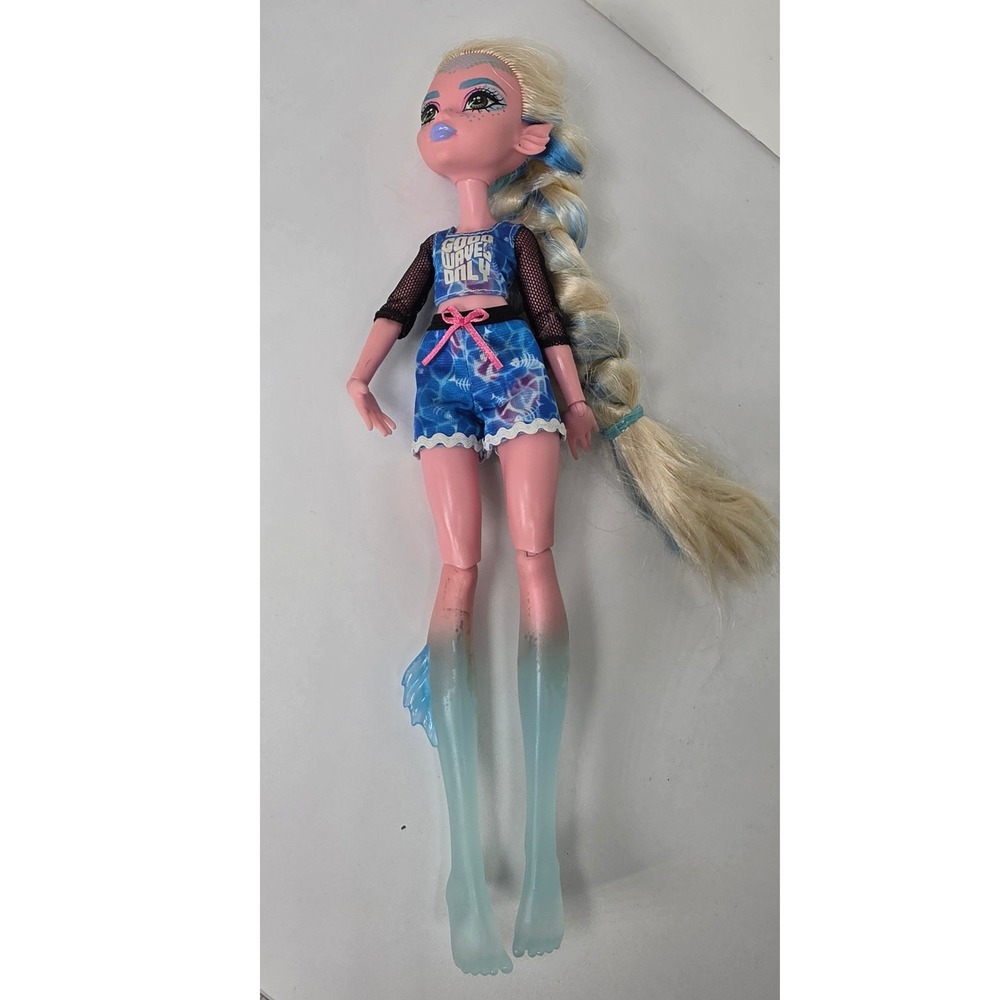 Monster High G3 Lagoona Blue Doll HHK52 Pink Skin Translucent Legs Mattel 2021